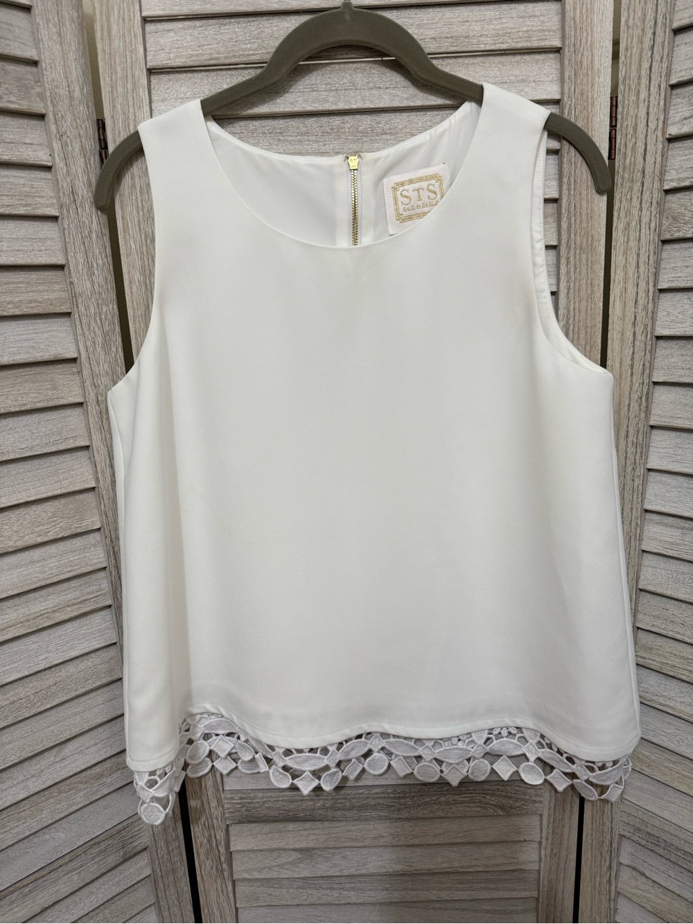 Sail to Sable White Sleeveless Lace-Hem Shell